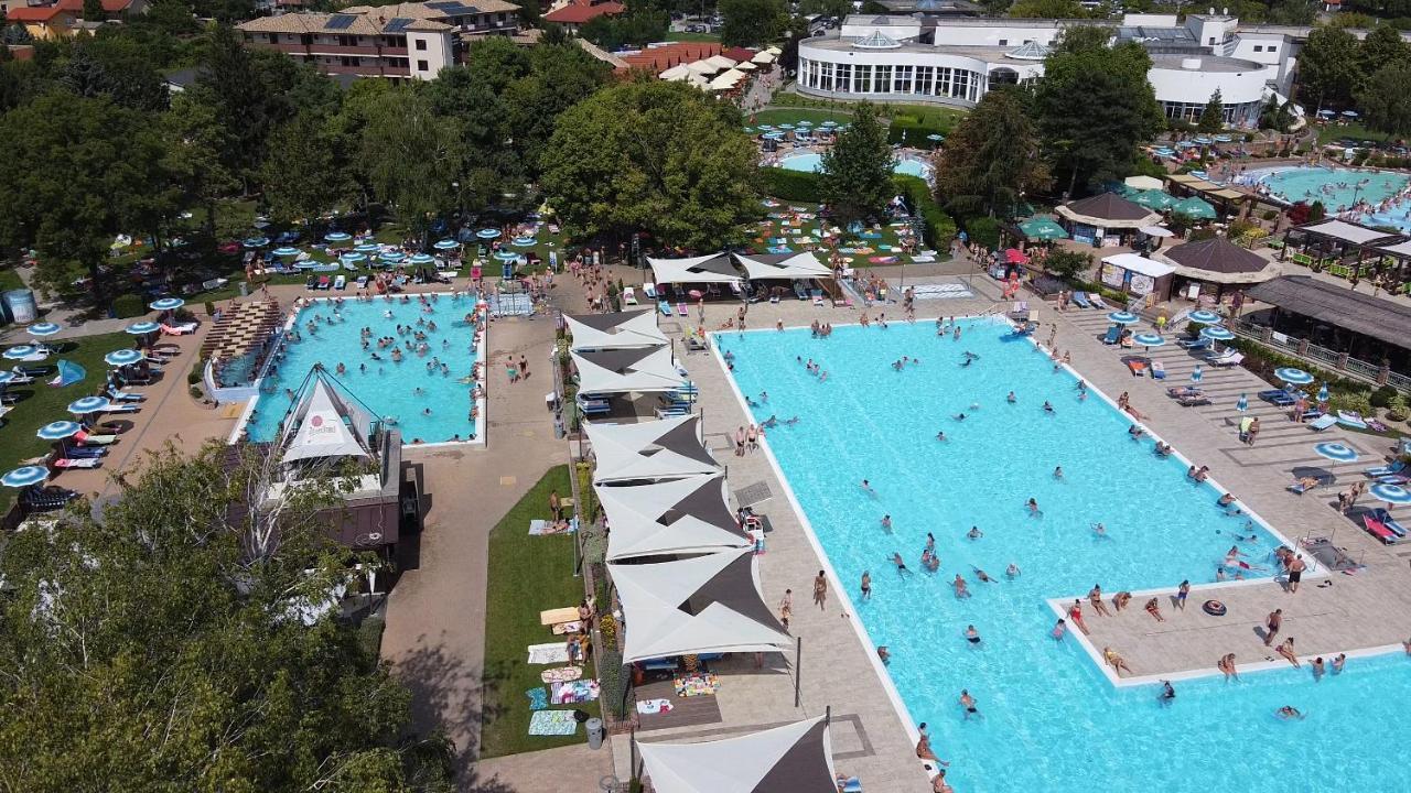 Ferienwohnung Rivapark Dunajská Streda Exterior foto